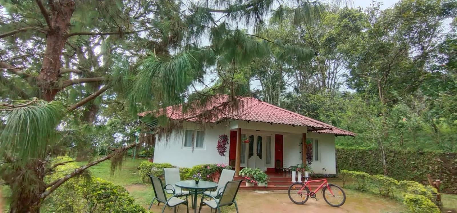 Ambady Estate Hotel Munnar Exterior photo