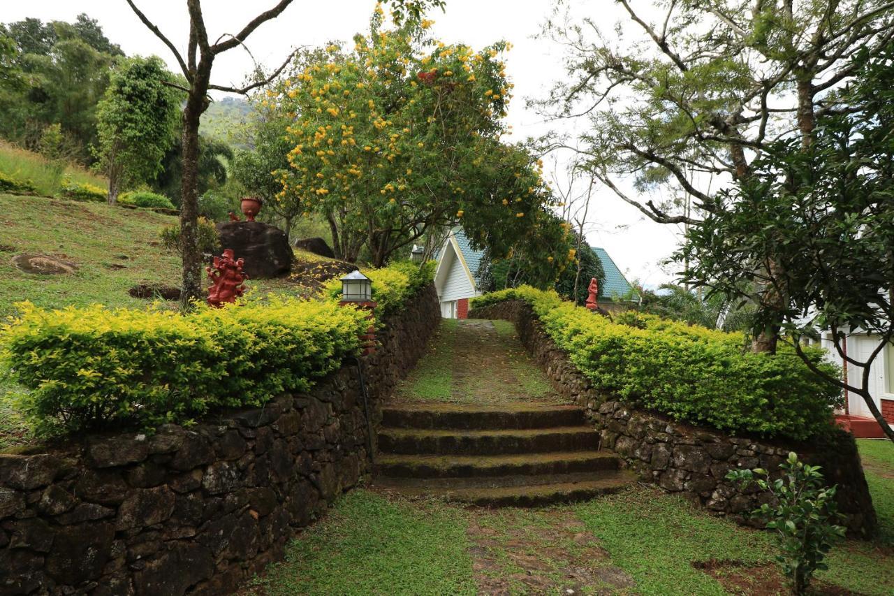 Ambady Estate Hotel Munnar Exterior photo